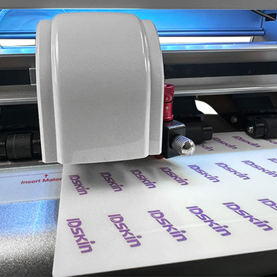 Tintenstrahl-Haut, die Film-Schirm-Schutz-Schneider gestempelschnittene Aufkleber Tpu-Hydrogel-Drucker-And Cutter For-Aufkleber der Maschinen-TPU macht