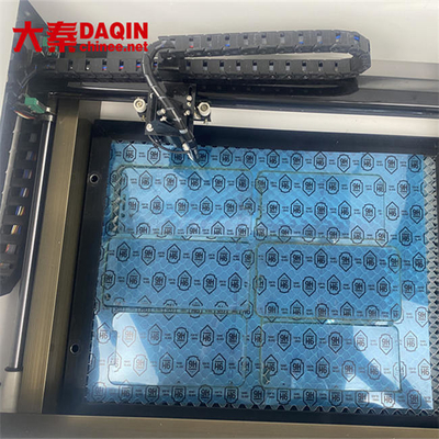 CO2 Laserausgeglichene Glasschirm-Schutz-stempelschneidene Nano-Maschine für Mobile