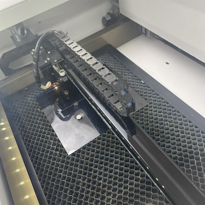Laser-Aufkleber-Schneider Samsungs-30w für Privatleben-ausgeglichenen Glasschirm-Schutz