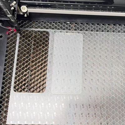 Schirm-Schutz-Laser-Schneidemaschine Soem Daqin C02 bewegliches