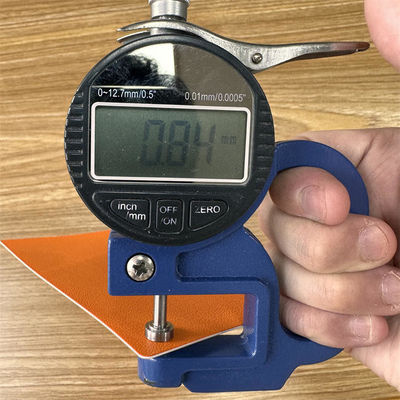 HAUSTIER 110V Schirm-Schutz-Schneider für die Handy-Haut, die Geschäft macht