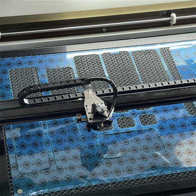 9H Nano gehärtetes Glas Bildschirmschutzmaschine zum Laserschneiden für Mobiltelefone