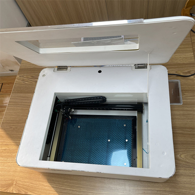 Hohe Schnittgenauigkeit und 25*36 cm Schneidfläche Laserschnittsystem für Bildschirmschutz