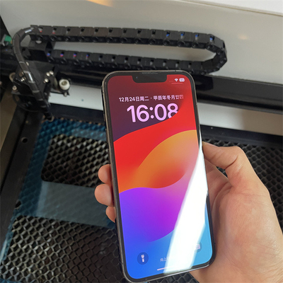 Anpassbare Lasergravurmaschine für Displayschutzfolien mit zirkulierender Wasserkühlung