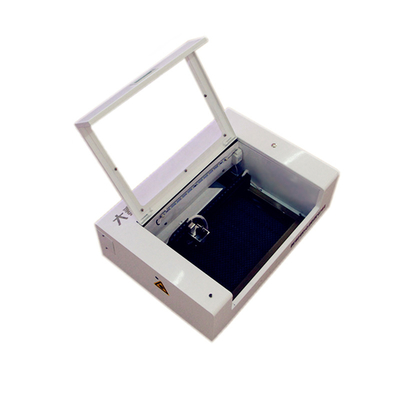 Hohe Schnittgenauigkeit und 25*36 cm Schneidfläche Laserschnittsystem für Bildschirmschutz