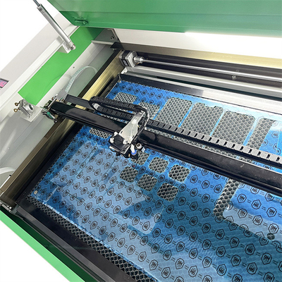 60W gehärtetes Glas-Bildschirmschutzgerät mit CO2-Technologie